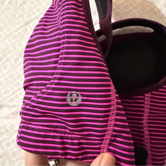 Lululemon ta ta tamer ii sport bra size 34d - Picture 5 of 5